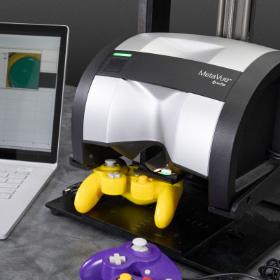 How to Evaluate Color on Small and Odd-Shaped Samples